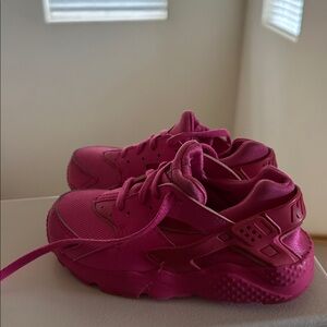 Toddler size 12pink Nike